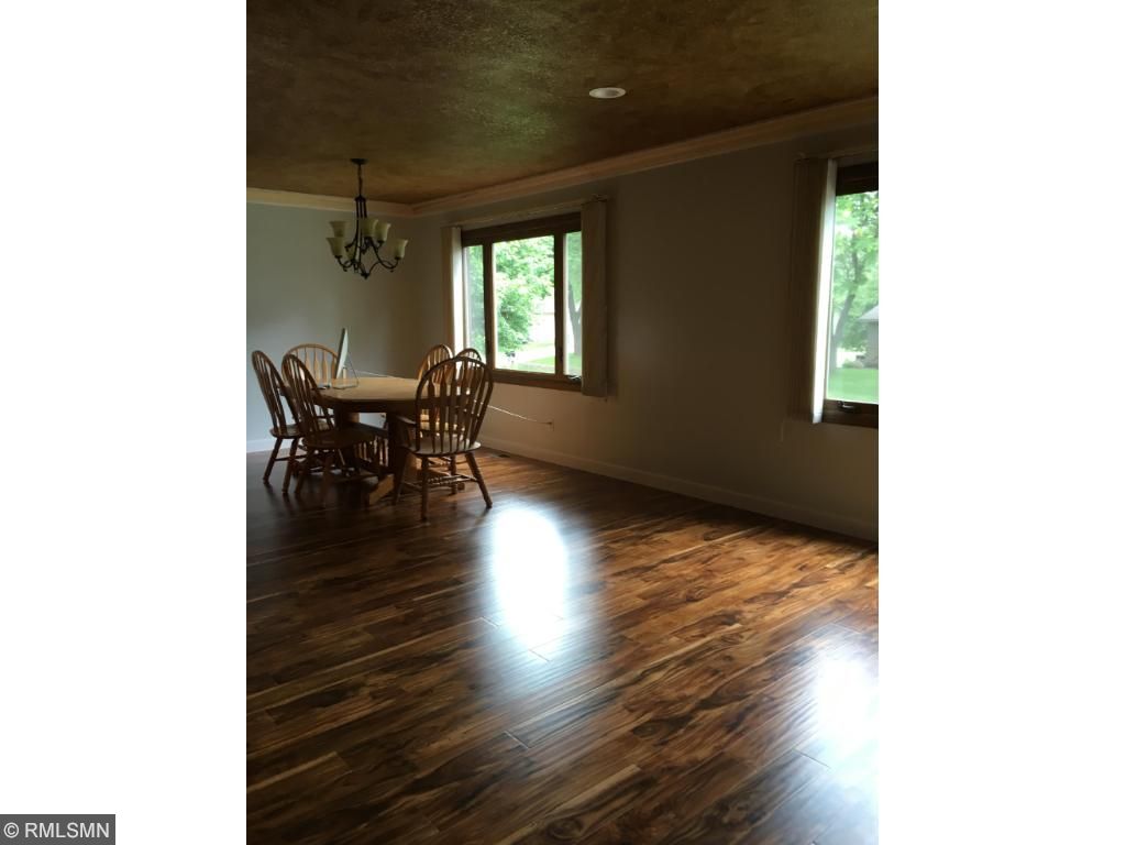 4243 Dunrovin Ln, Eagan, MN 55123 photo 7