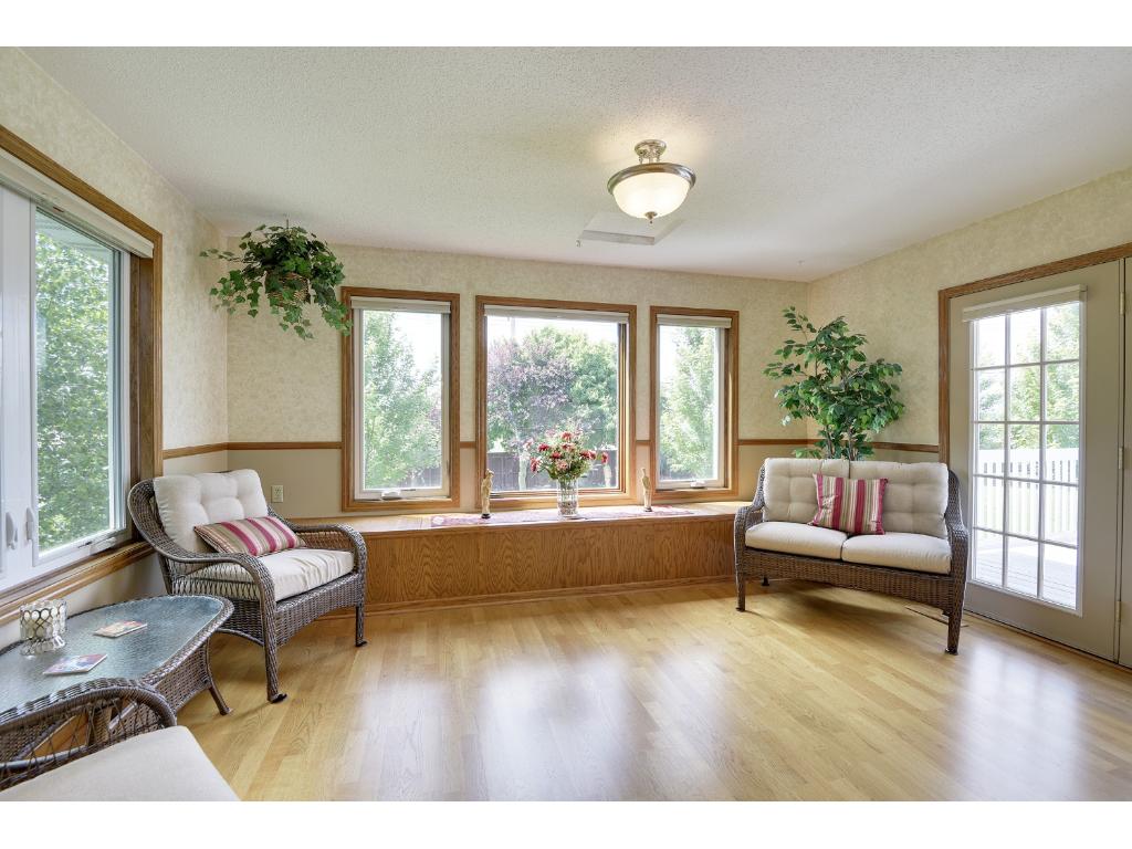 8203 109th Pl N, Champlin, MN 55316 photo 1