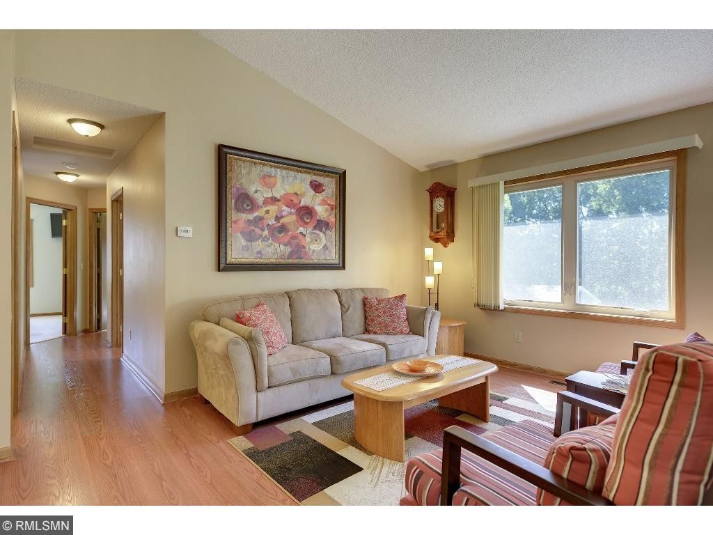 4727 Bristol Blvd, Eagan, MN 55123 photo 9