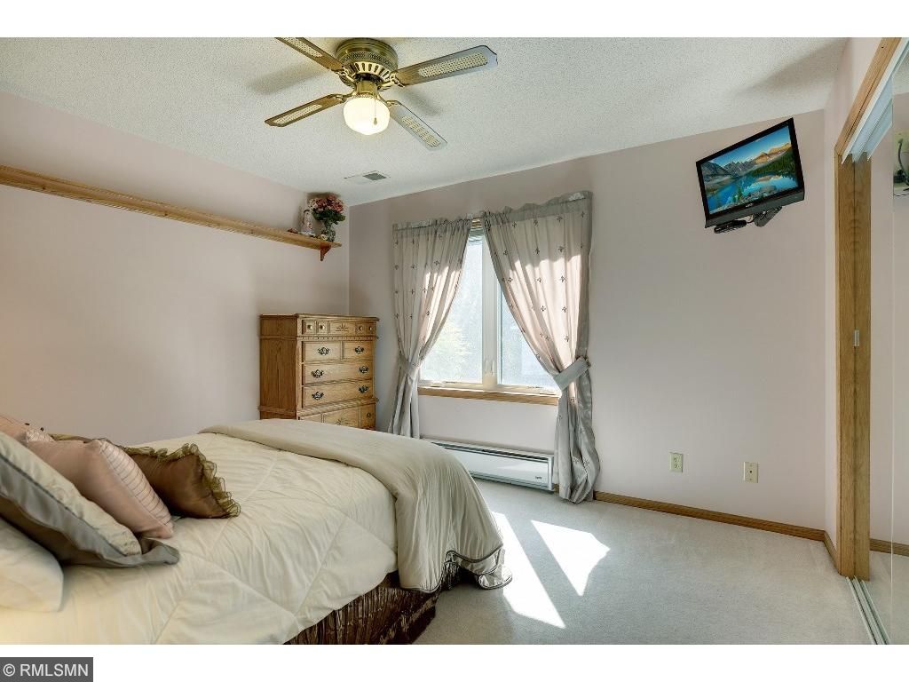 4727 Bristol Blvd, Eagan, MN 55123 photo 15