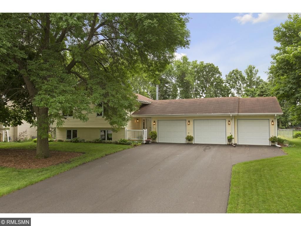 5889 Three Oaks Ave, Maple Plain, MN 55359 photo 1