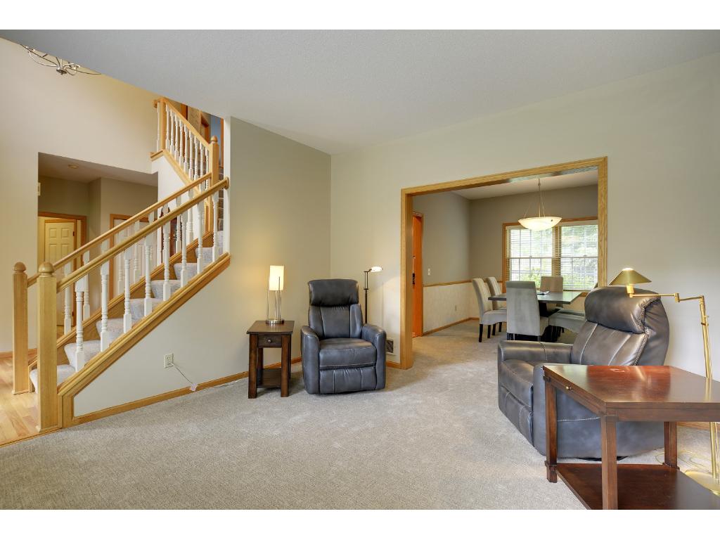 1587 Skyline Path, Eagan, MN 55121 photo 7