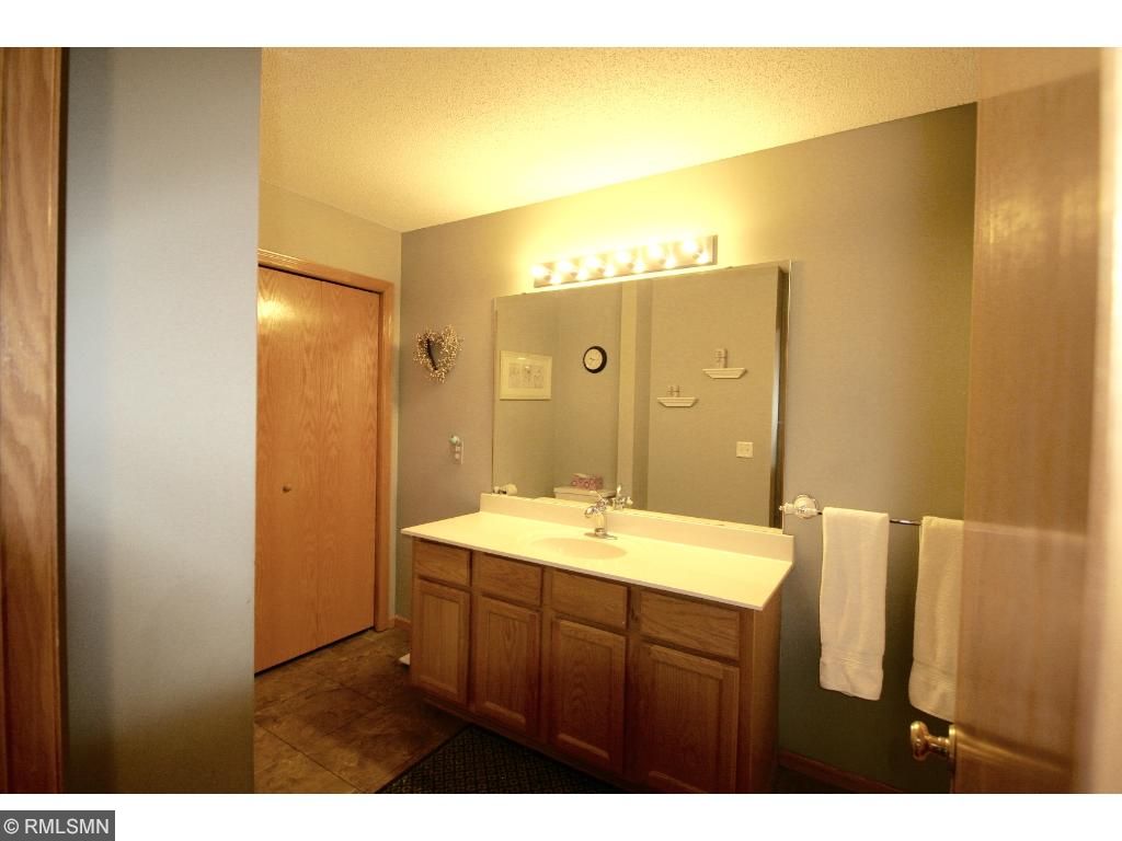 2078 Willow Cir, Centerville, MN 55038 photo 18