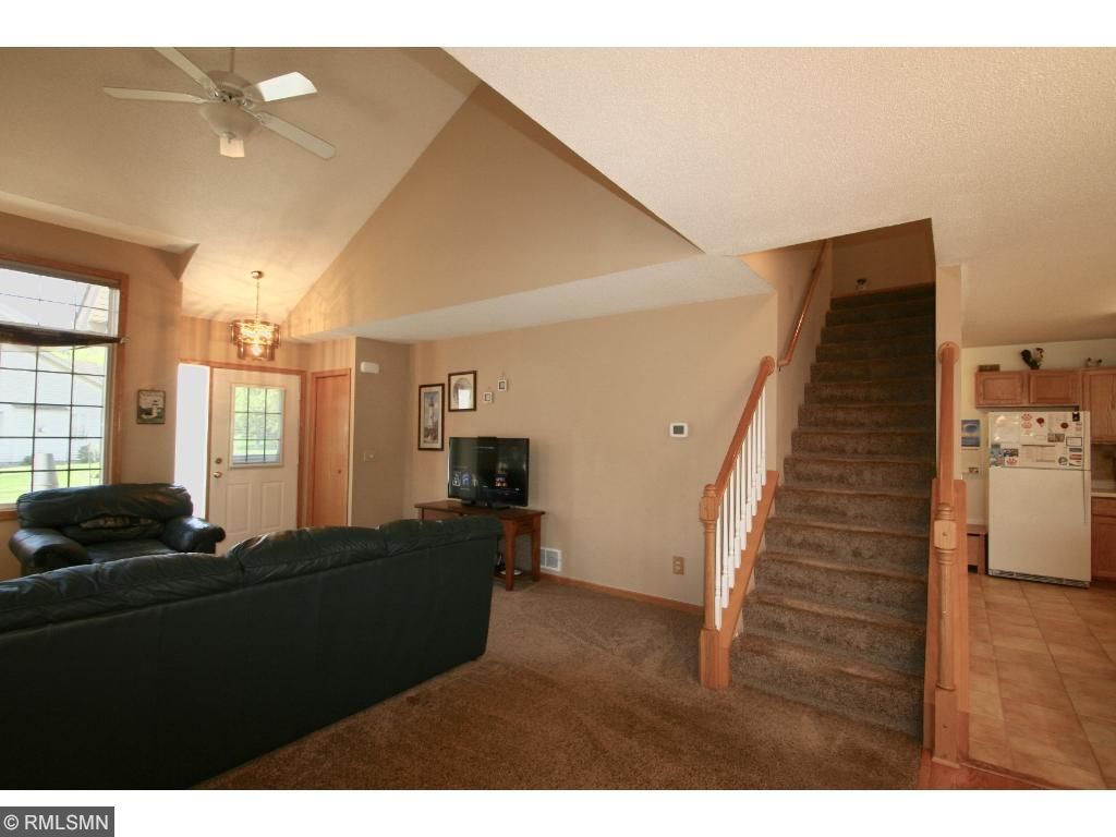 2078 Willow Cir, Centerville, MN 55038 photo 6