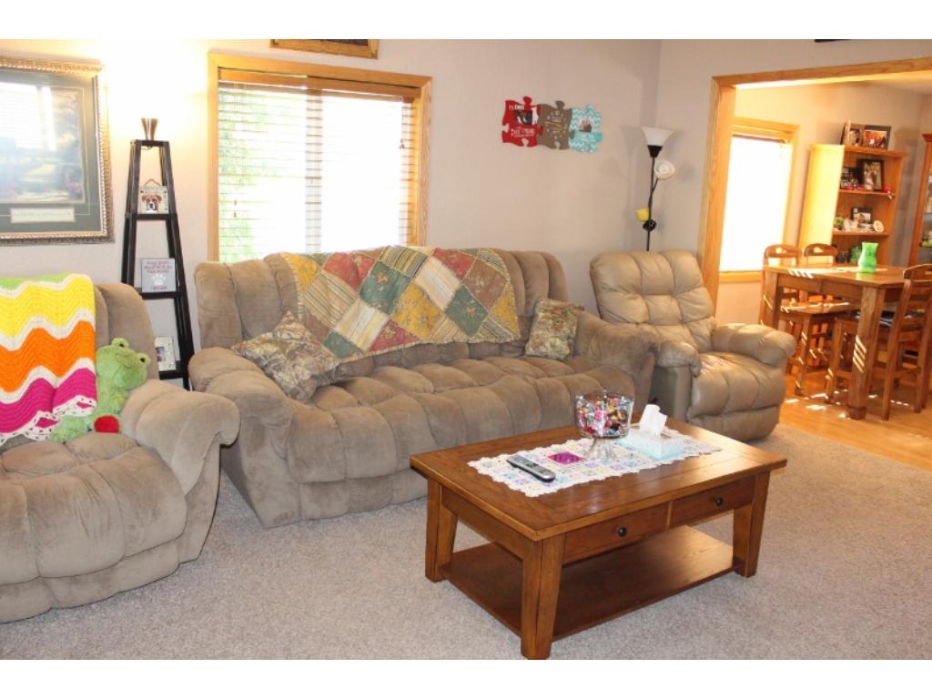 140 E Winona St, Owatonna, MN 55060 photo 7