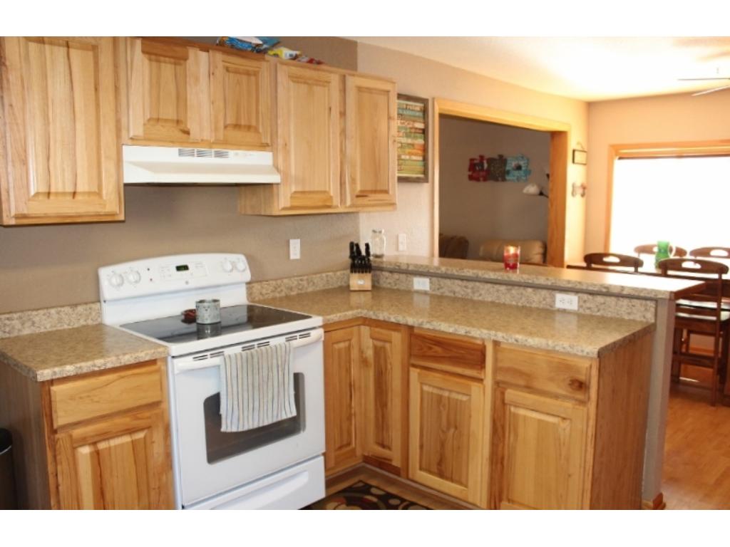 140 E Winona St, Owatonna, MN 55060 photo 2