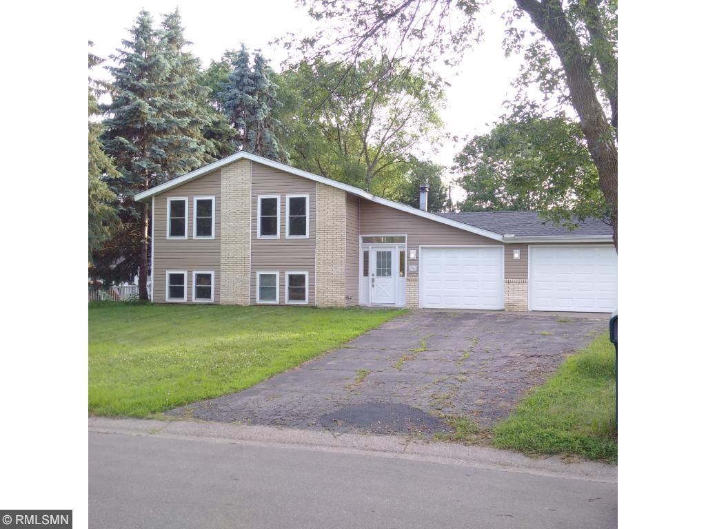 1793 Serpentine Dr, Eagan, MN 55122 photo 1