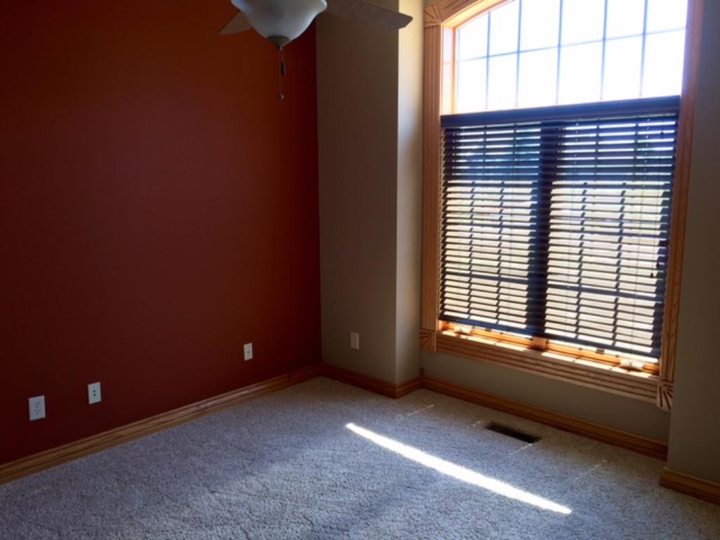 11016 Preserve Cir N, Champlin, MN 55316 photo 8