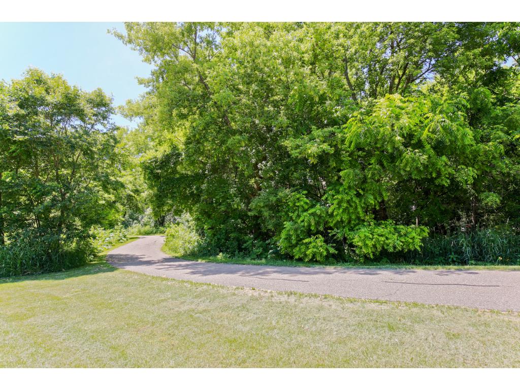 1252 Cuylle Bay, Faribault, MN 55021 photo 18