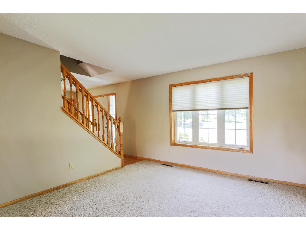 1252 Cuylle Bay, Faribault, MN 55021 photo 2