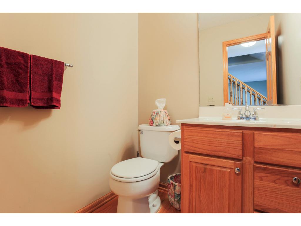 1252 Cuylle Bay, Faribault, MN 55021 photo 7