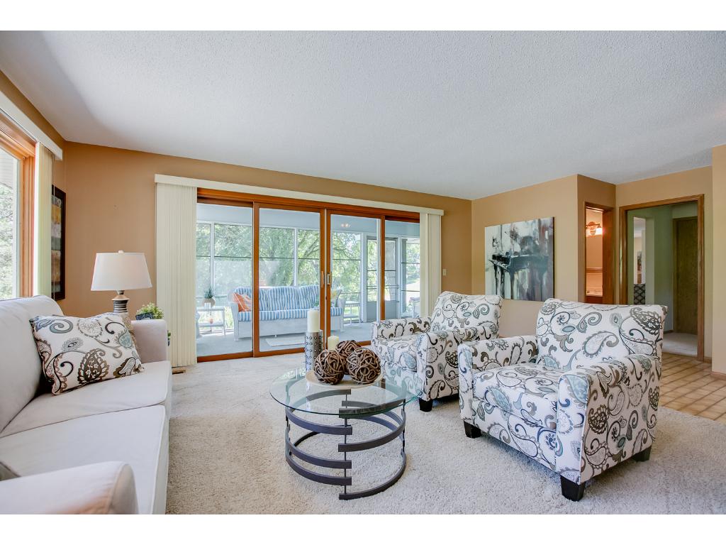 4100 Overlook Dr, Bloomington, MN 55437 photo 9
