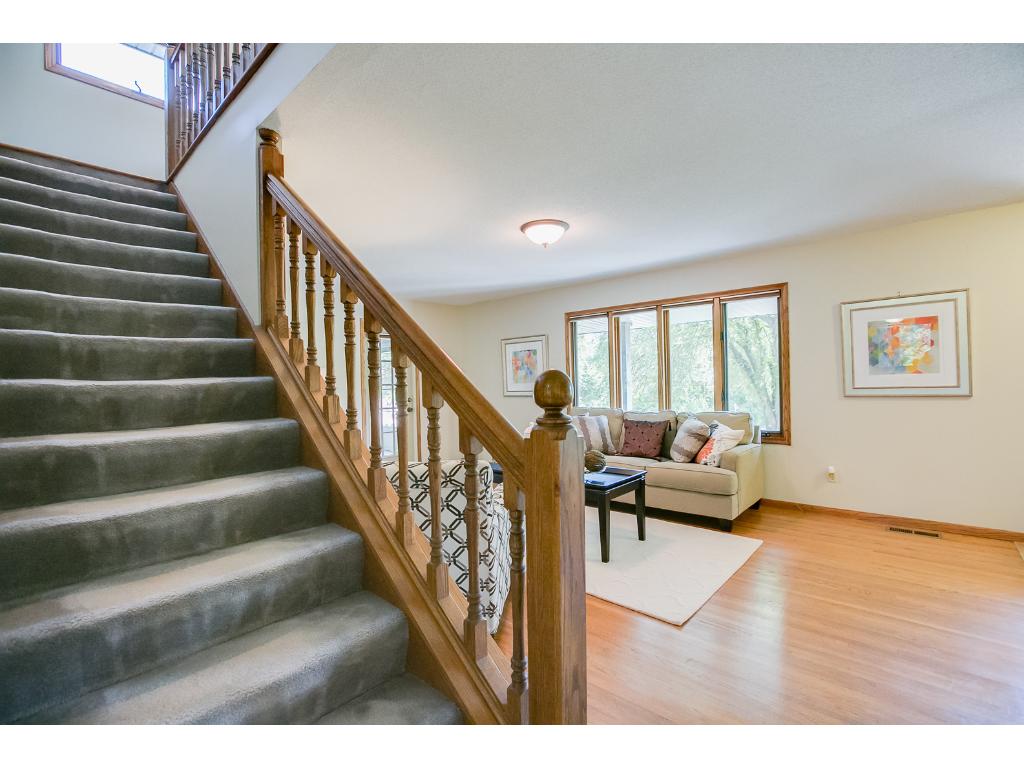 4100 Overlook Dr, Bloomington, MN 55437 photo 19