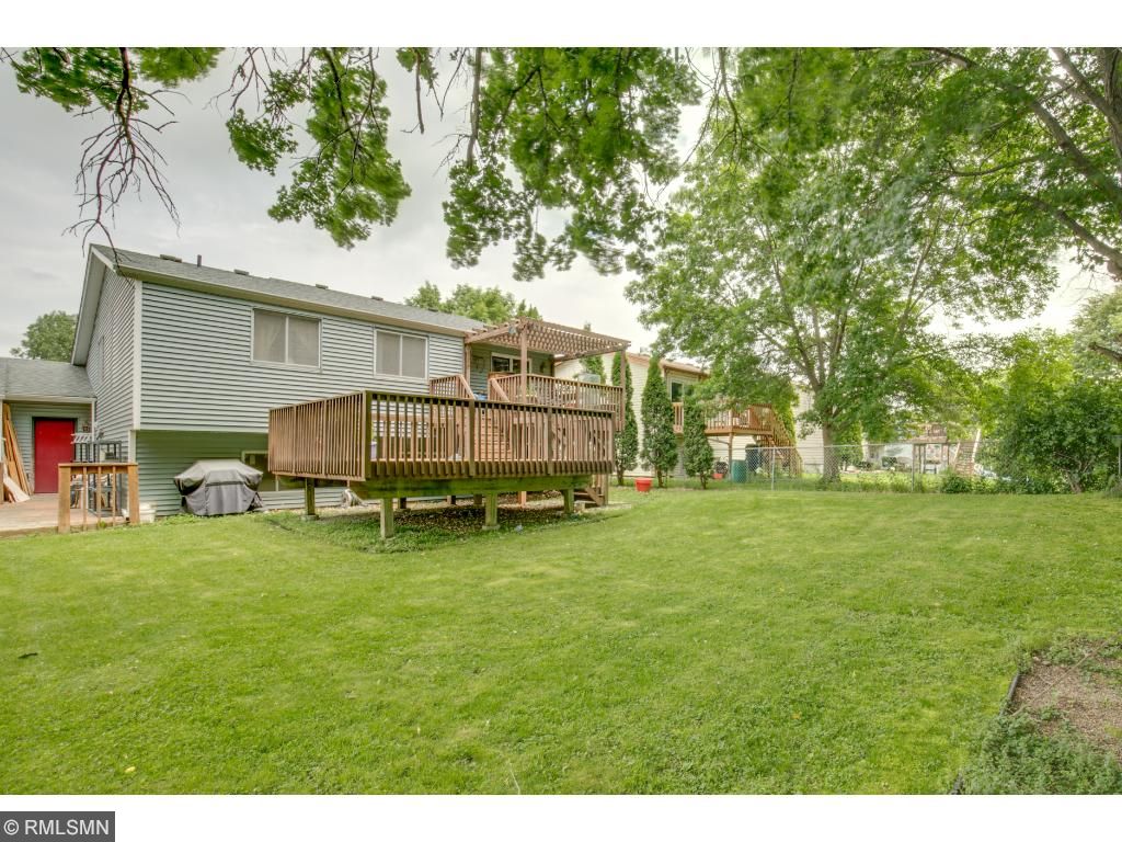 2042 Vienna Ln, Eagan, MN 55122 photo 22