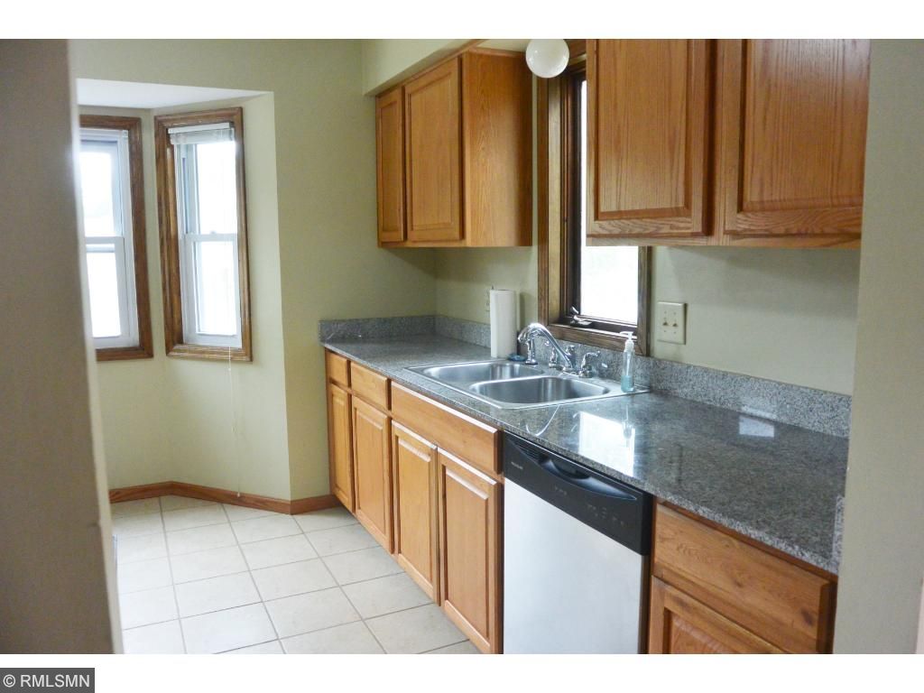 4669 Beacon Hill Rd, Eagan, MN 55122 photo 4