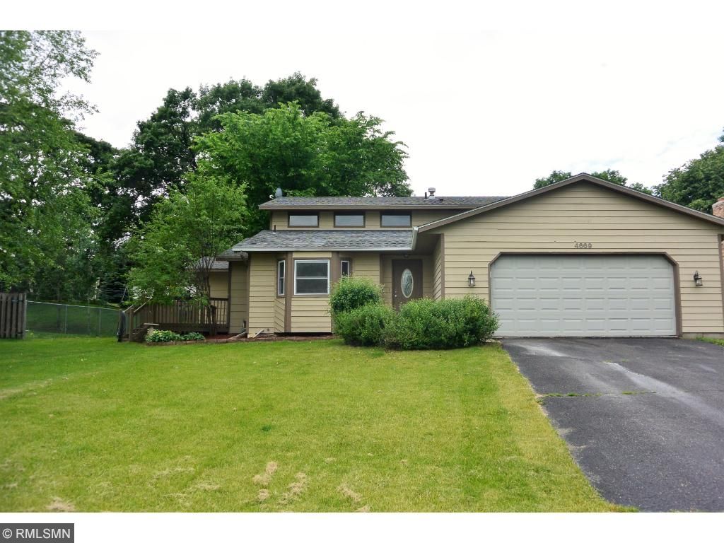 4669 Beacon Hill Rd, Eagan, MN 55122 photo 1
