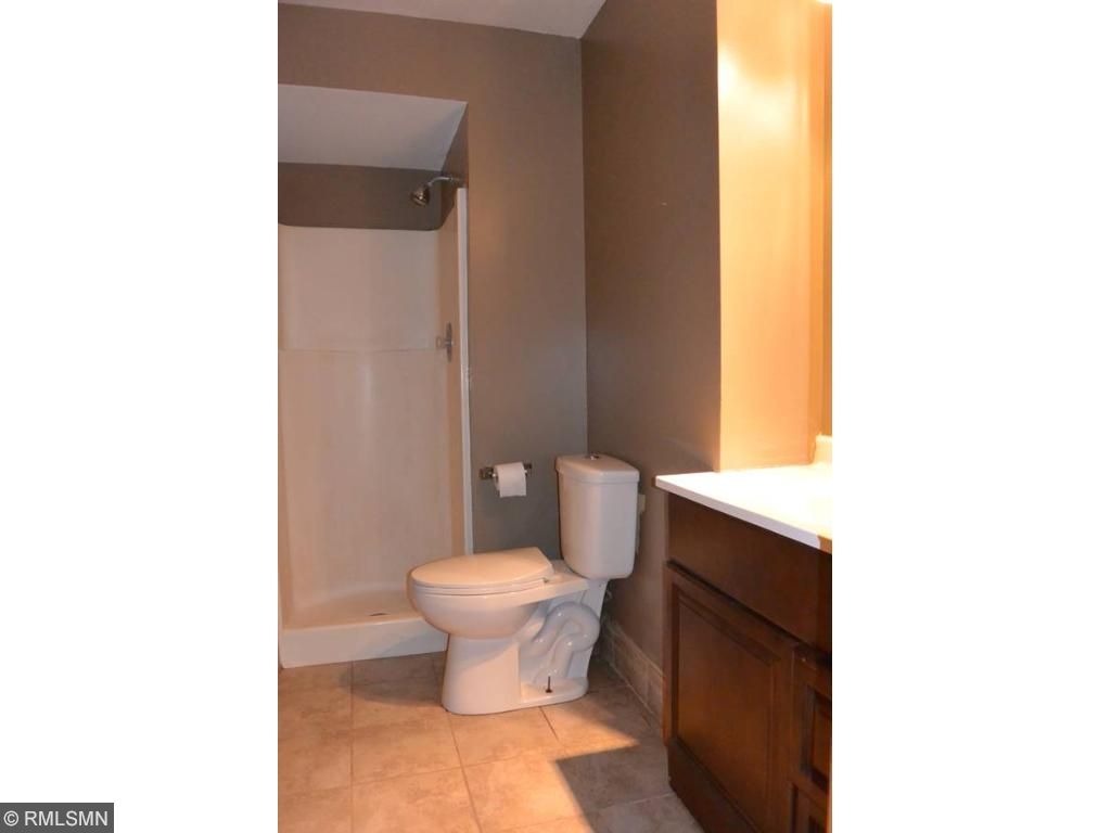 4669 Beacon Hill Rd, Eagan, MN 55122 photo 9