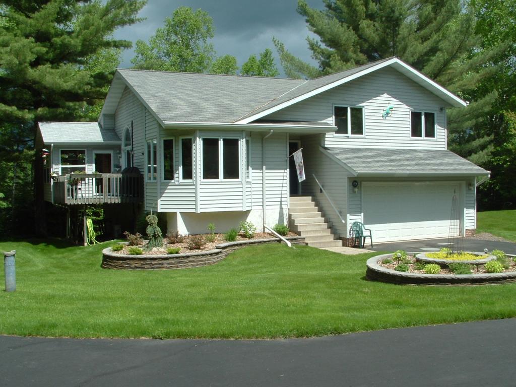 6011 Taft Rd, Duluth, MN 55804 photo 1