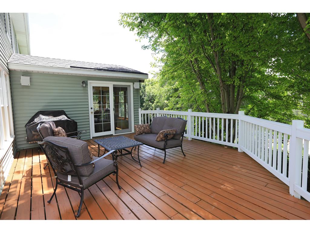 644 Coventry Pkwy, Eagan, MN 55123 photo 23
