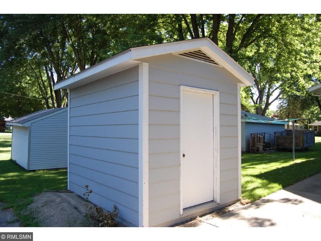 1112 Carlton Ave, Faribault, MN 55021 photo 4