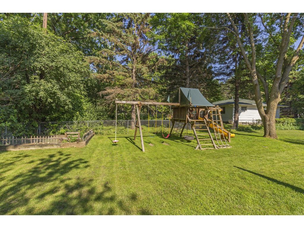 4036 Pumice Ln, Eagan, MN 55122 photo 17