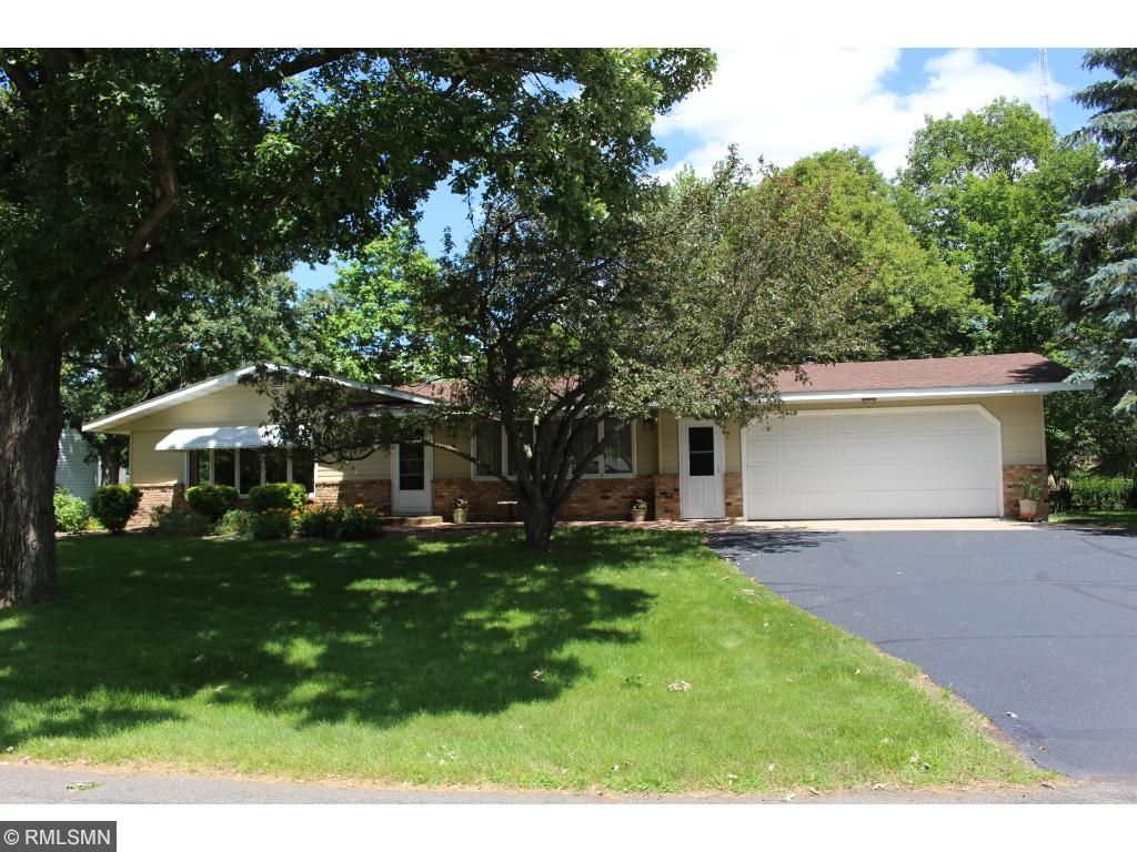 68 Woodhill Rd, Saint Cloud, MN 56301 photo 1