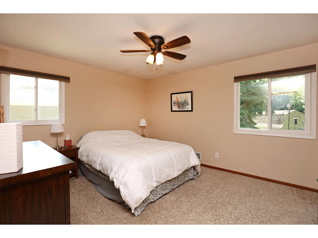 3924 Turquoise Pt, Eagan, MN 55122 photo 11