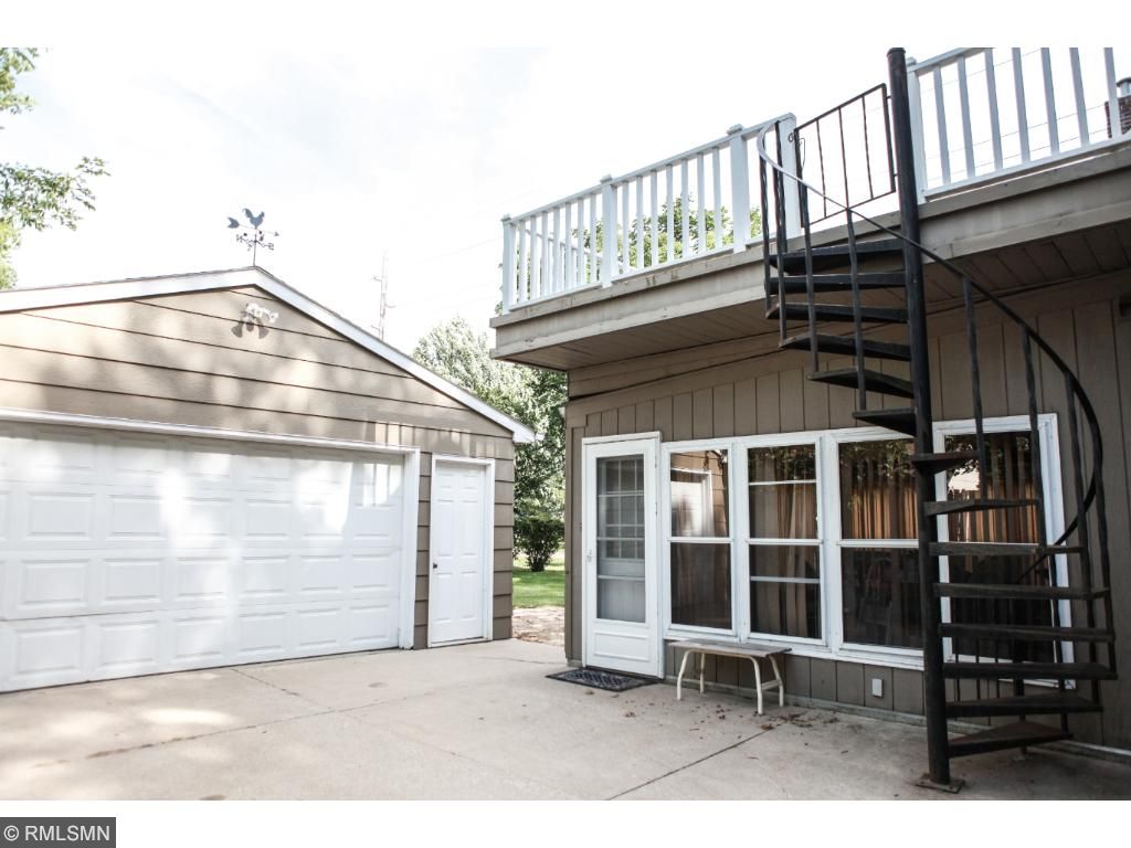 1609 4th St SW, Austin, MN 55912 photo 3
