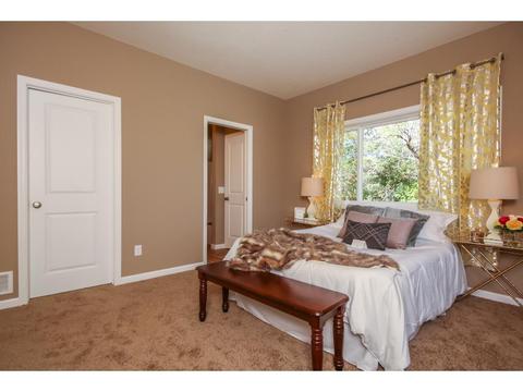 1700 E 88th St, Bloomington, MN 55425 photo 6