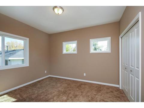 1700 E 88th St, Bloomington, MN 55425 photo 11