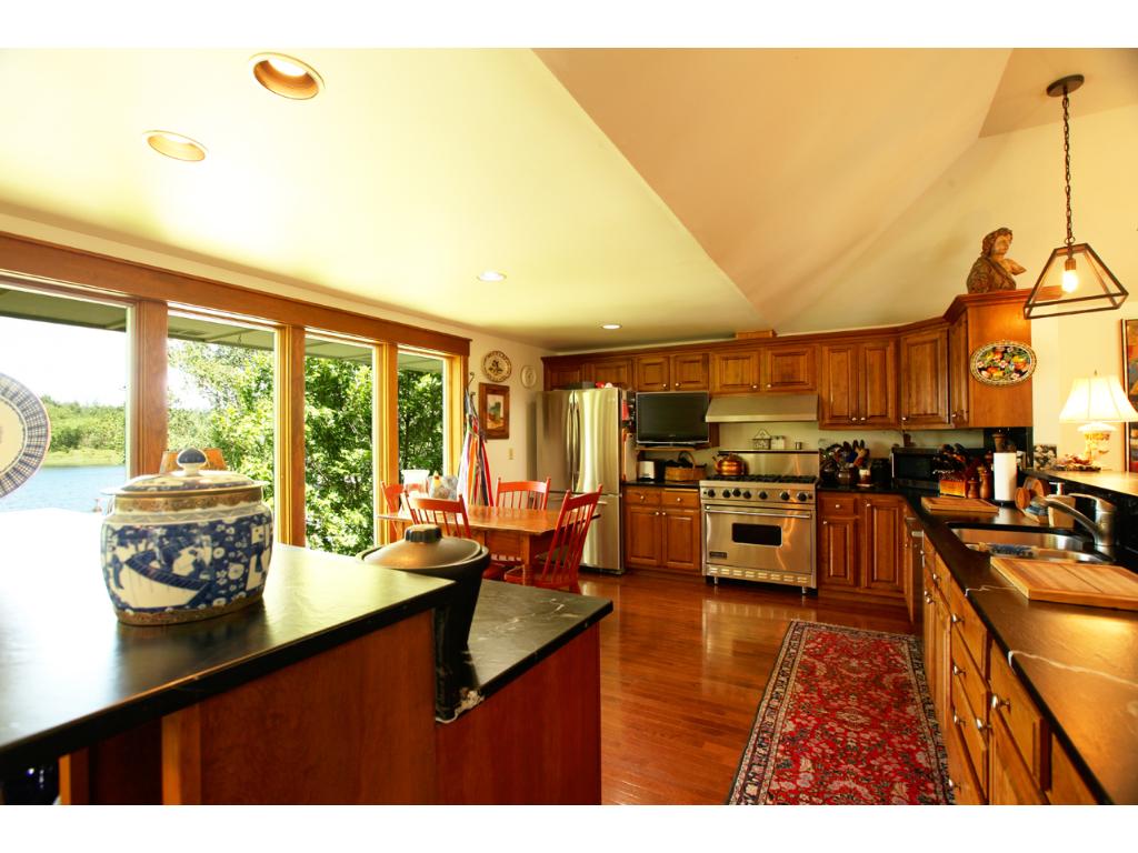 6519 White Pine Ln, Gilbert, MN 55741 photo 3