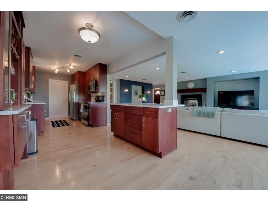 1465 Highview Ave, Eagan, MN 55121 photo 13