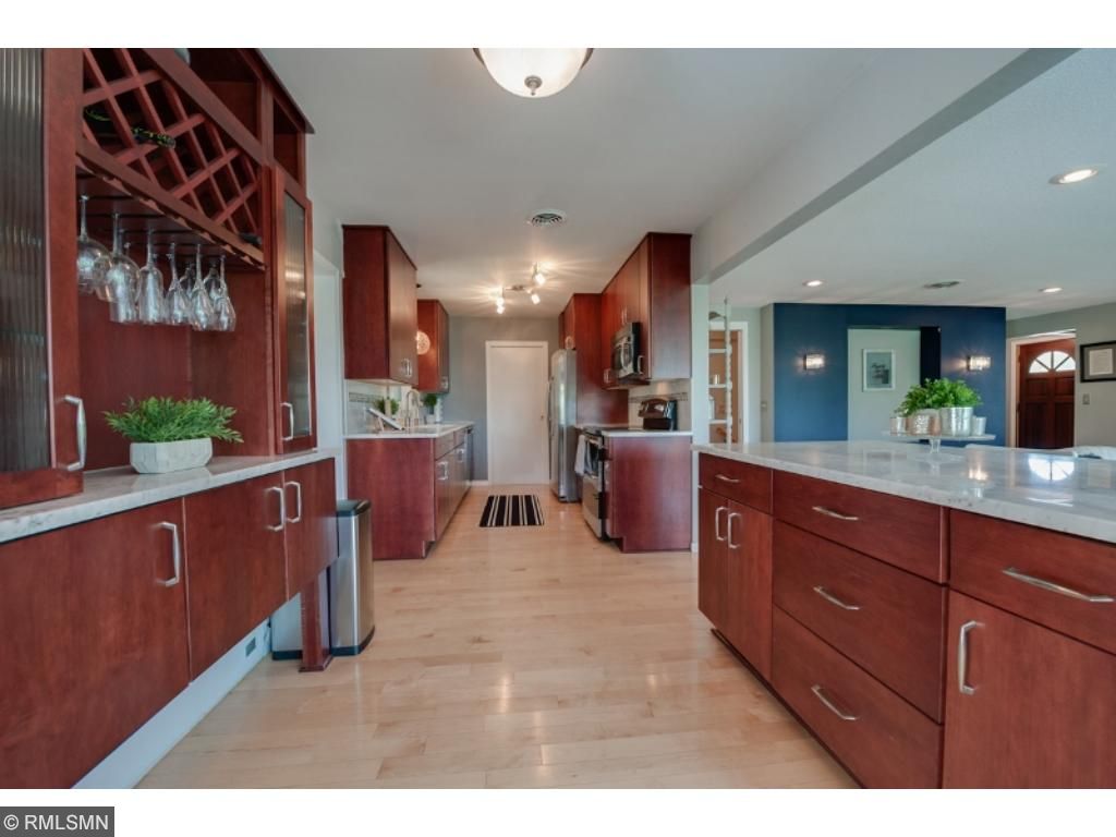 1465 Highview Ave, Eagan, MN 55121 photo 12