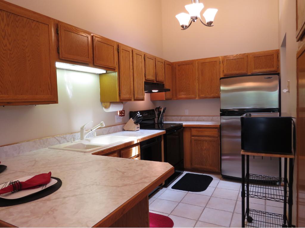 11217 Xavier Rd, Bloomington, MN 55437 photo 4