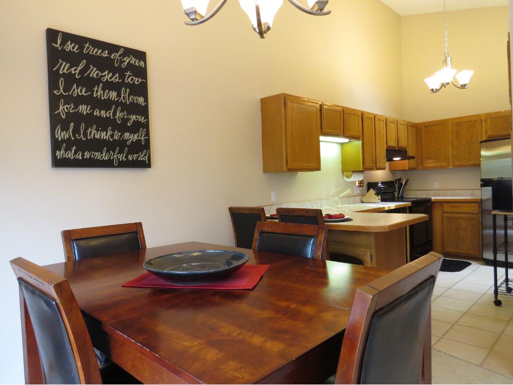 11217 Xavier Rd, Bloomington, MN 55437 photo 3