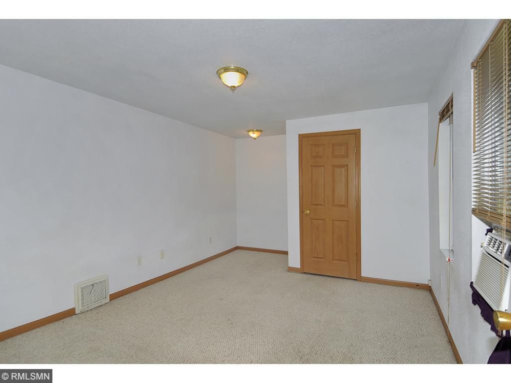 308 Willow St, Faribault, MN 55021 photo 9