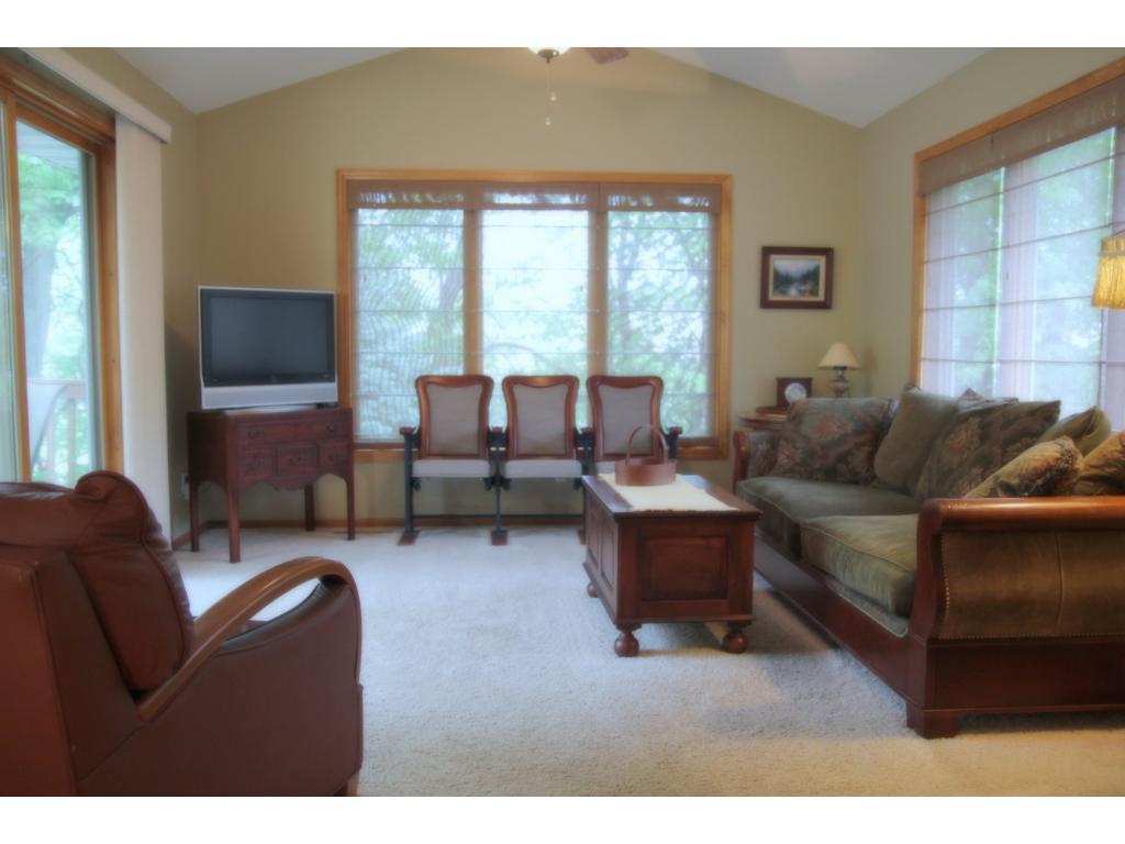5485 Gideons Ln, Excelsior, MN 55331 photo 5