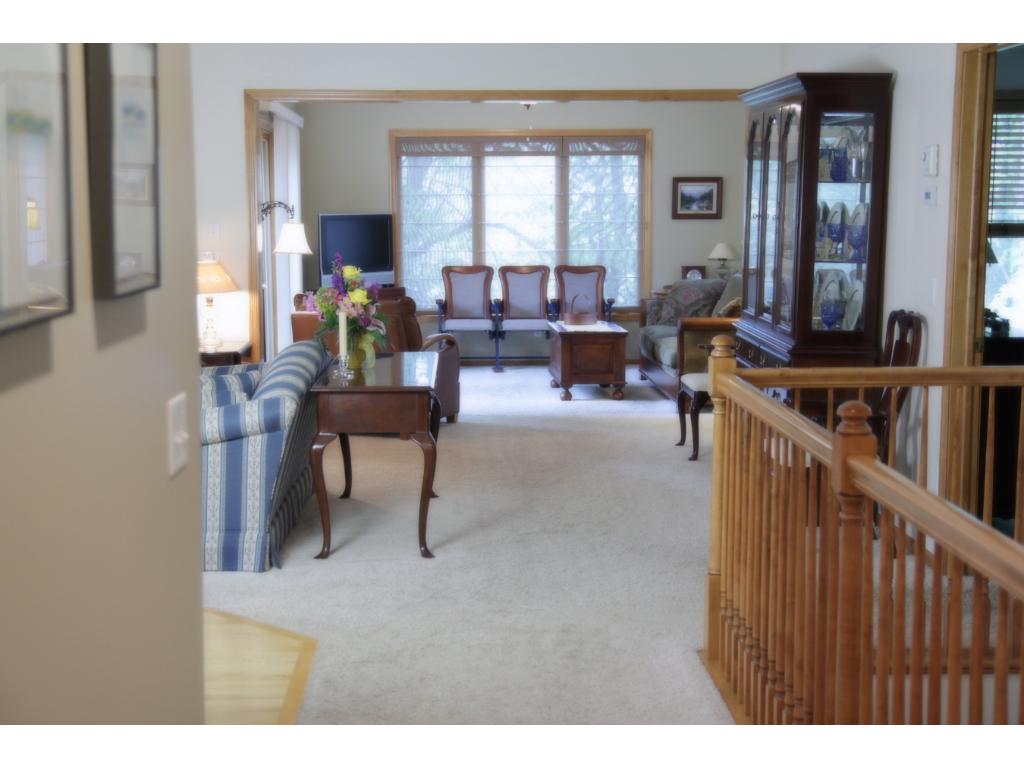 5485 Gideons Ln, Excelsior, MN 55331 photo 3