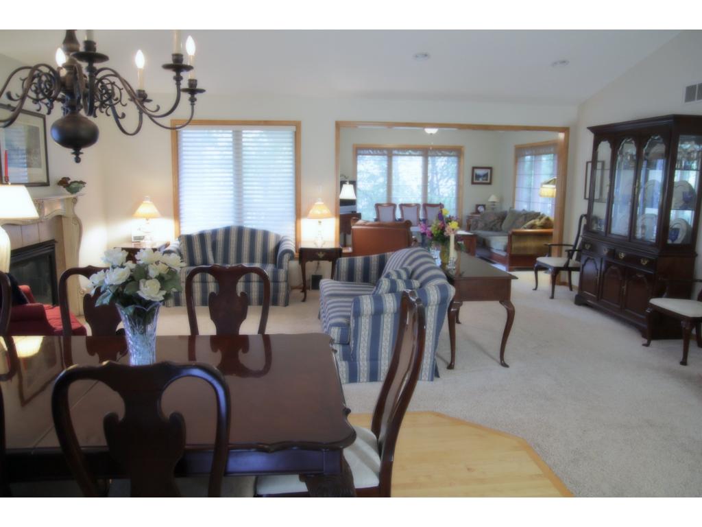 5485 Gideons Ln, Excelsior, MN 55331 photo 2