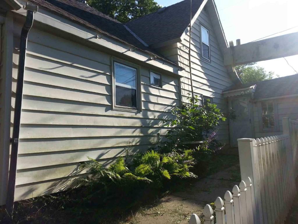 324 2nd Ave SW, Faribault, MN 55021 photo 3