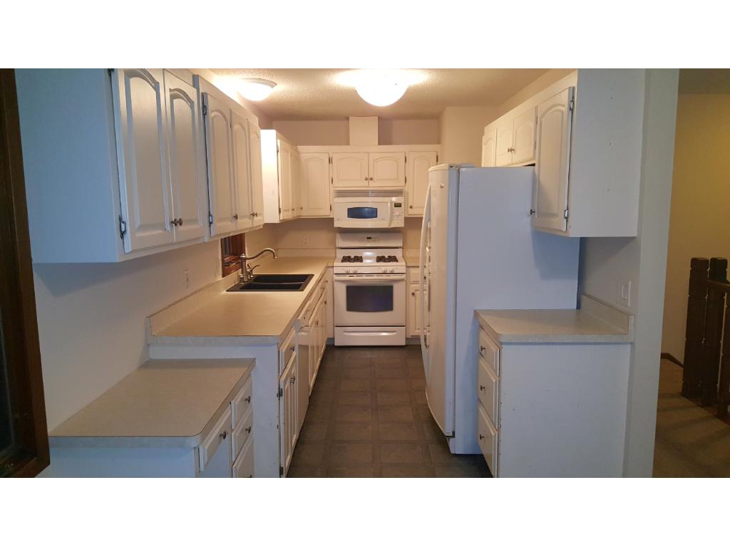 1687 Eagle Ln, Mound, MN 55364 photo 2