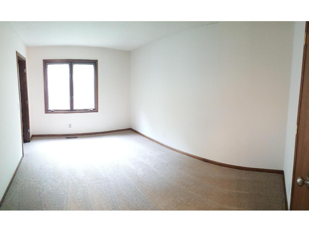 1687 Eagle Ln, Mound, MN 55364 photo 4