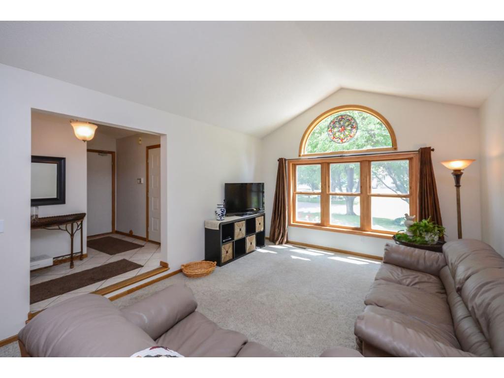 961 Trillium Ct, Eagan, MN 55123 photo 6