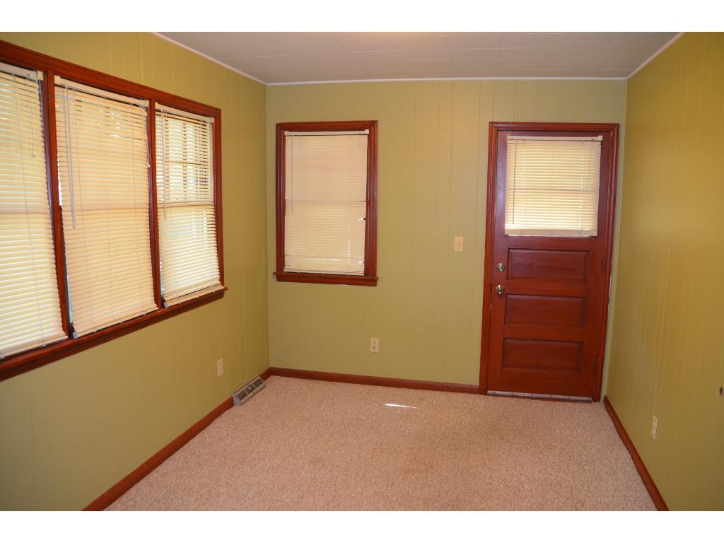 1010 Carlton Ave, Faribault, MN 55021 photo 7