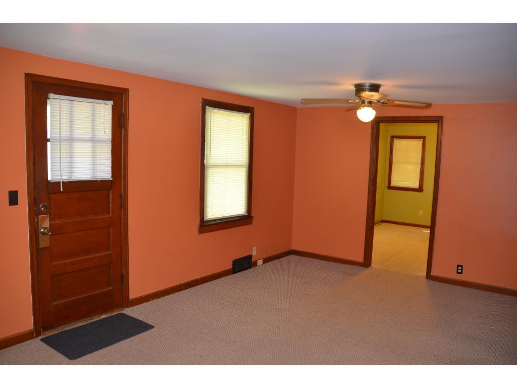 1010 Carlton Ave, Faribault, MN 55021 photo 5