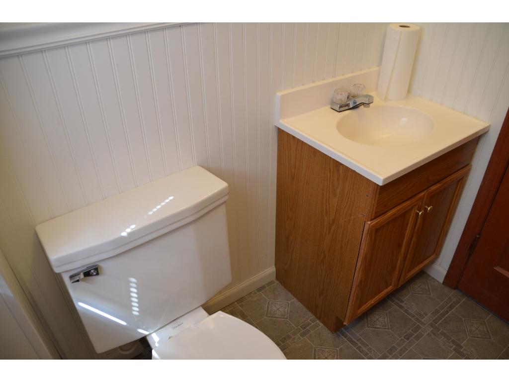 1010 Carlton Ave, Faribault, MN 55021 photo 10