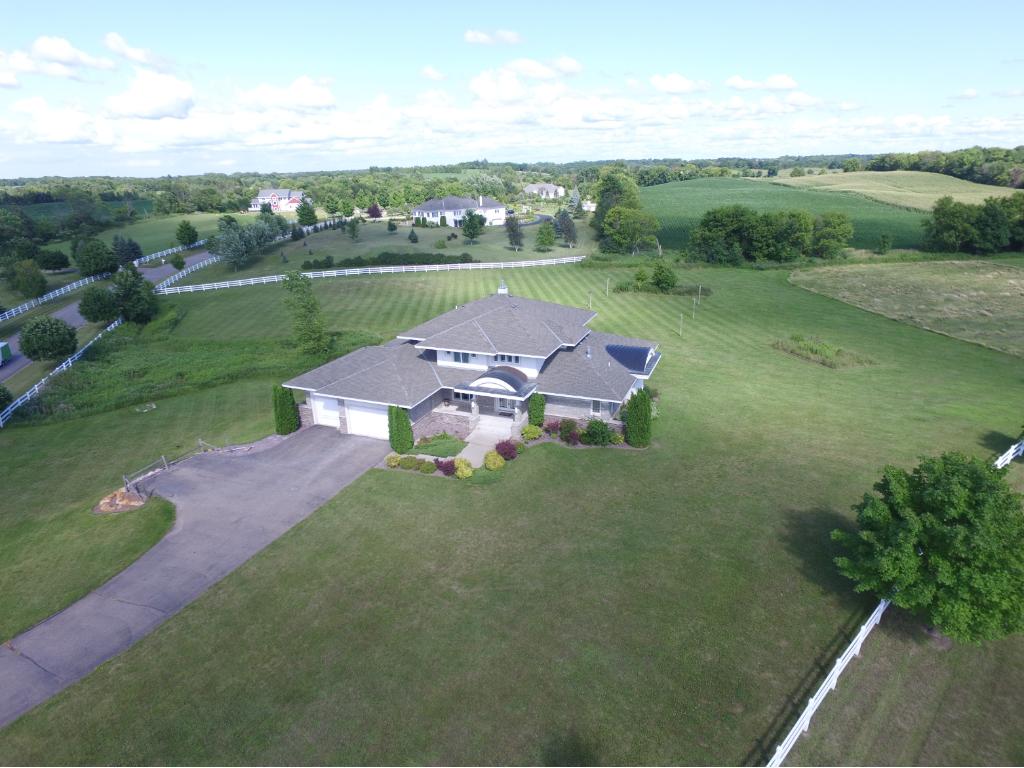 6075 66th Ln N, Loretto, MN 55357 photo 2