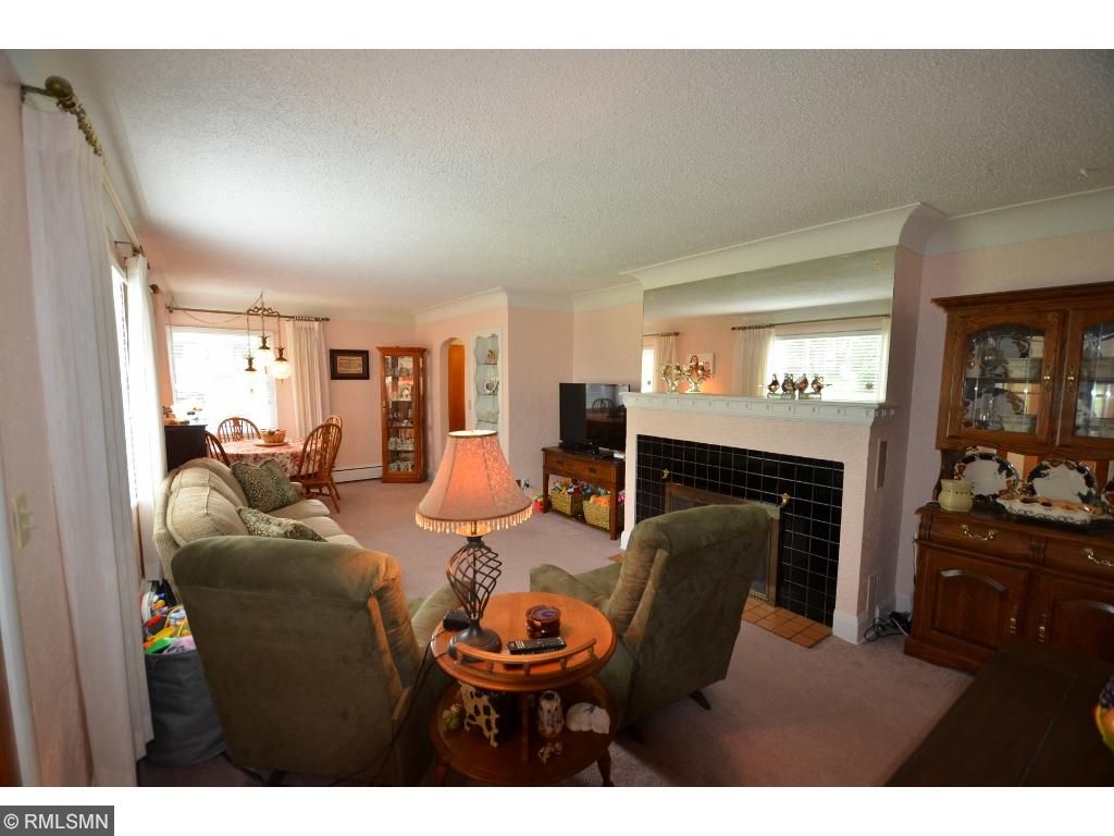 215 W Gary St, Duluth, MN 55808 photo 2