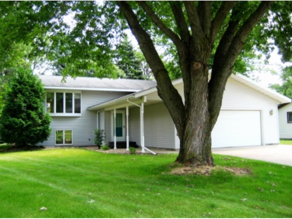 1311 Windsor Pl, Faribault, MN 55021 photo 2