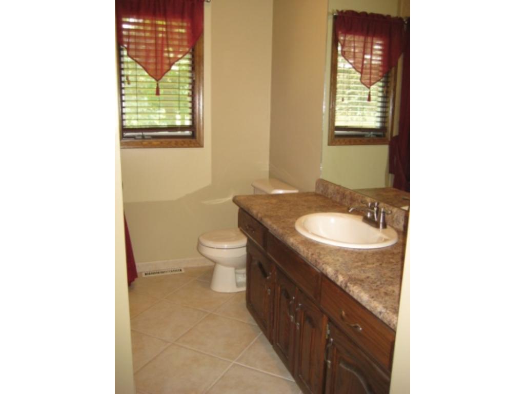 1311 Windsor Pl, Faribault, MN 55021 photo 12